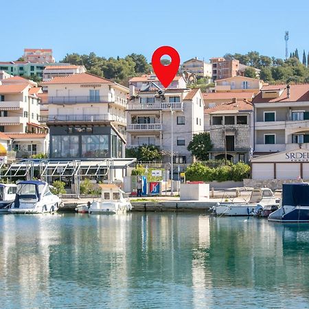 Seaside Apartments With A Swimming Pool Okrug Gornji, Ciovo - 11374 โตรกีร์ ภายนอก รูปภาพ