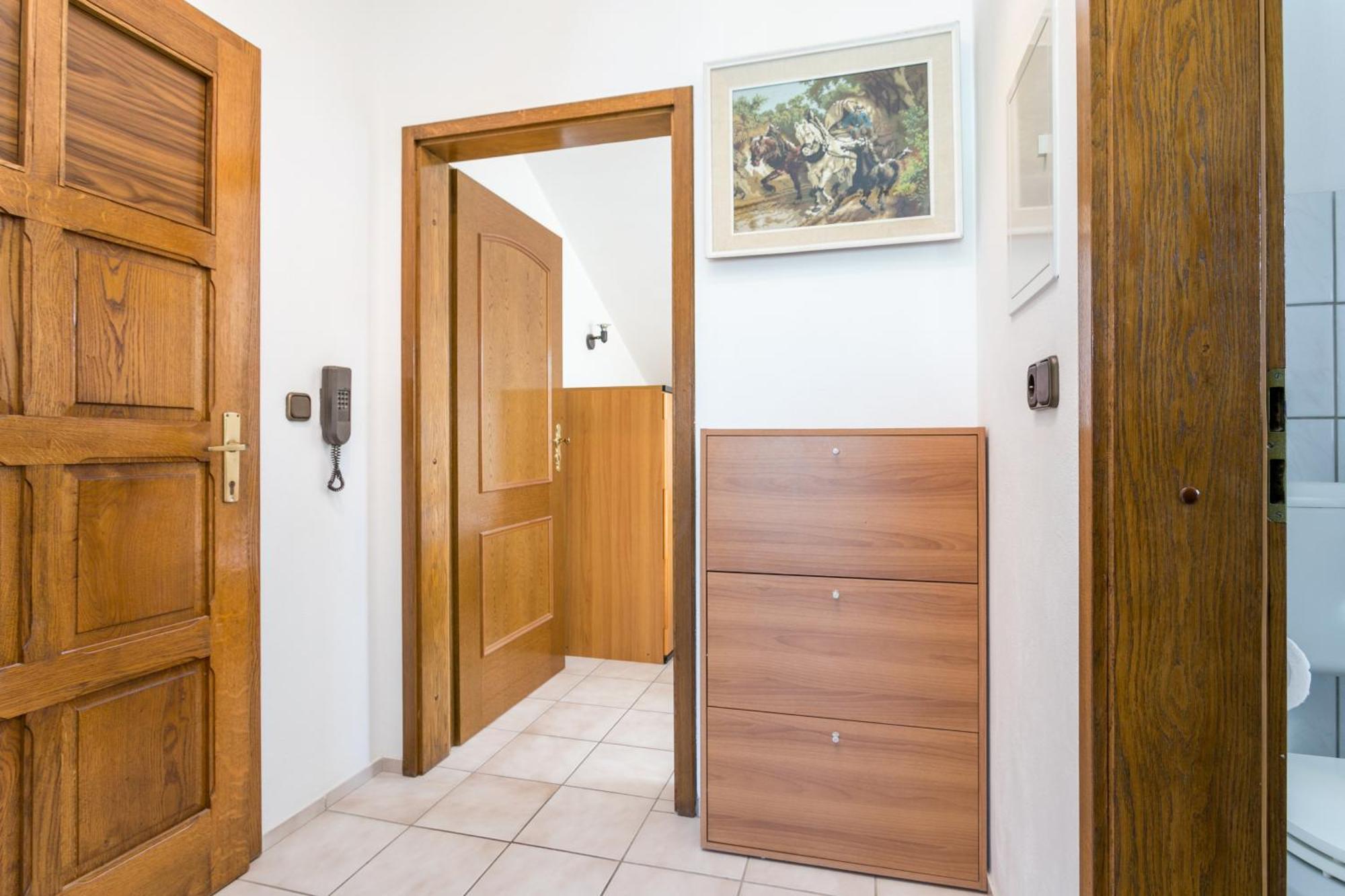 Seaside Apartments With A Swimming Pool Okrug Gornji, Ciovo - 11374 โตรกีร์ ภายนอก รูปภาพ